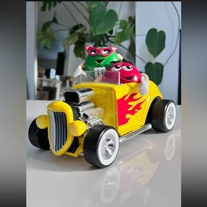 NEW M&M's Car Candy Dispenser Rebel
Without a Clue Yellow Hot Rod Dragster 1990